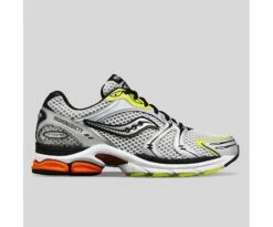 Saucony X Highsnobiety ProGrid Triumph 4